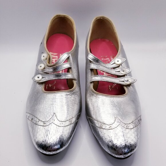 60s Vintage Roman Silver Leather Mary Janes - Size 5.5 - Picture 2 of 6